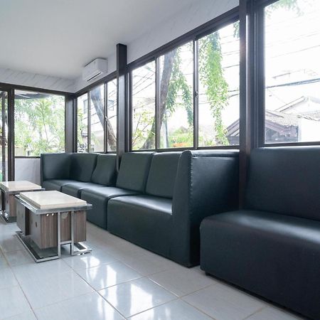 Reddoorz Plus Near Itc Cempaka Mas 2 자카르타 외부 사진