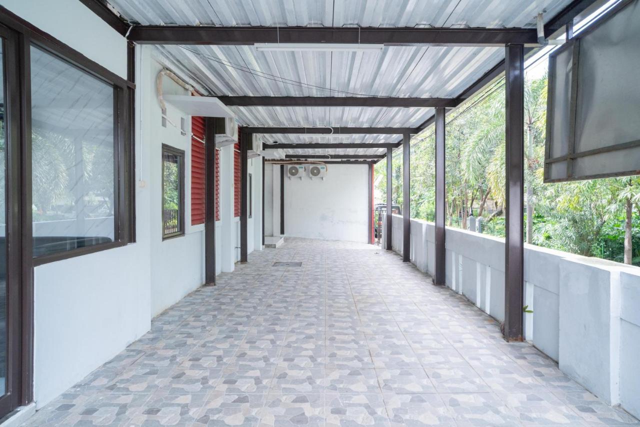 Reddoorz Plus Near Itc Cempaka Mas 2 자카르타 외부 사진
