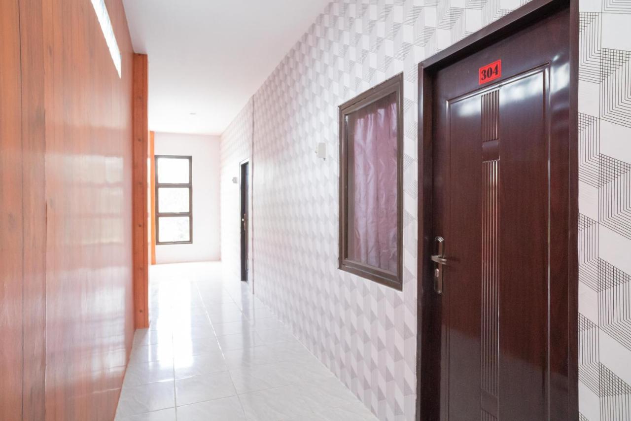 Reddoorz Plus Near Itc Cempaka Mas 2 자카르타 외부 사진