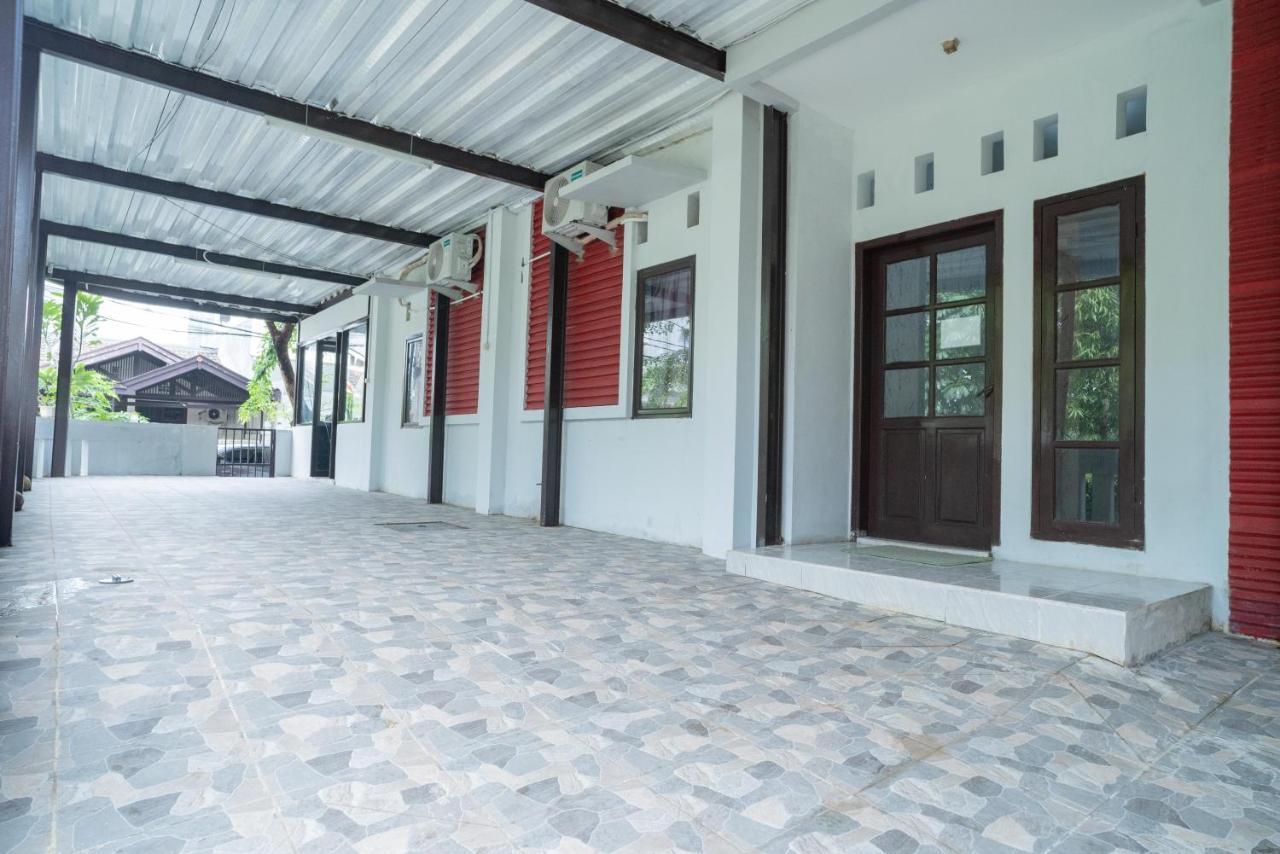 Reddoorz Plus Near Itc Cempaka Mas 2 자카르타 외부 사진