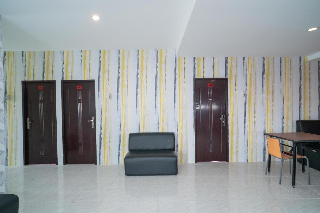 Reddoorz Plus Near Itc Cempaka Mas 2 자카르타 외부 사진