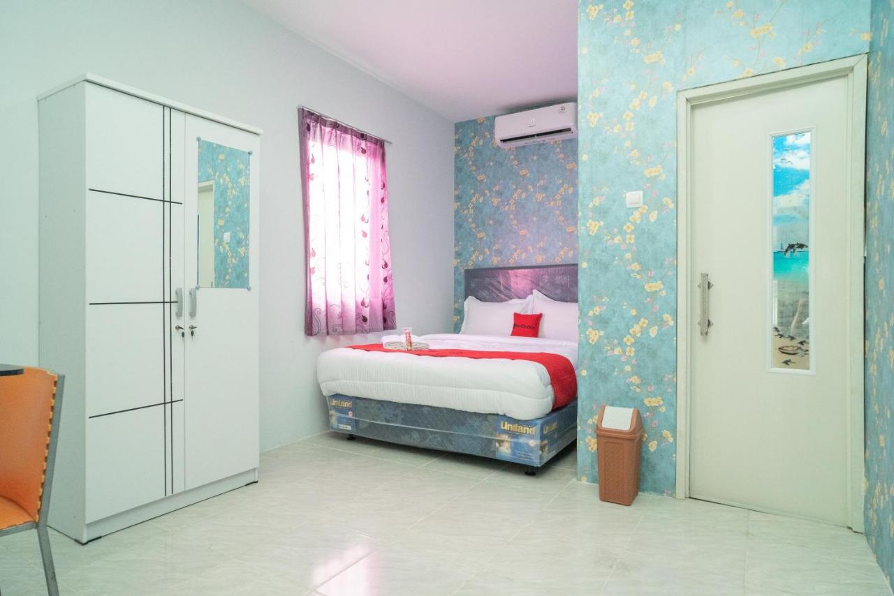 Reddoorz Plus Near Itc Cempaka Mas 2 자카르타 외부 사진